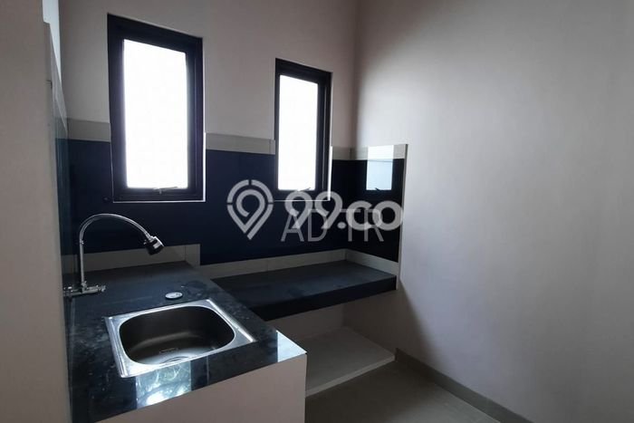 For Sale Rumah 3 Kamar Lokasi Strategis Bagus dan Strategis di Ciputat For Sale Rumah 3 Kamar Lokasi Strategis Bagus dan Strategis di Ciputat