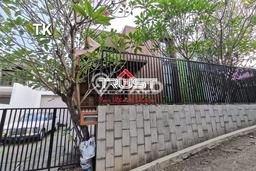 Rumah Luxury Modern Tanpa Renovasi di Cirendeu Jakarta Selatan Rumah Luxury Modern Tanpa Renovasi di Cirendeu Jakarta Selatan