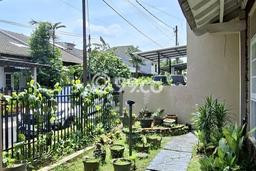 Rumah Luas Asri 3 KT Siap Pakai di Bintaro Tangerang Selatan Rumah Luas Asri 3 KT Siap Pakai di Bintaro Tangerang Selatan
