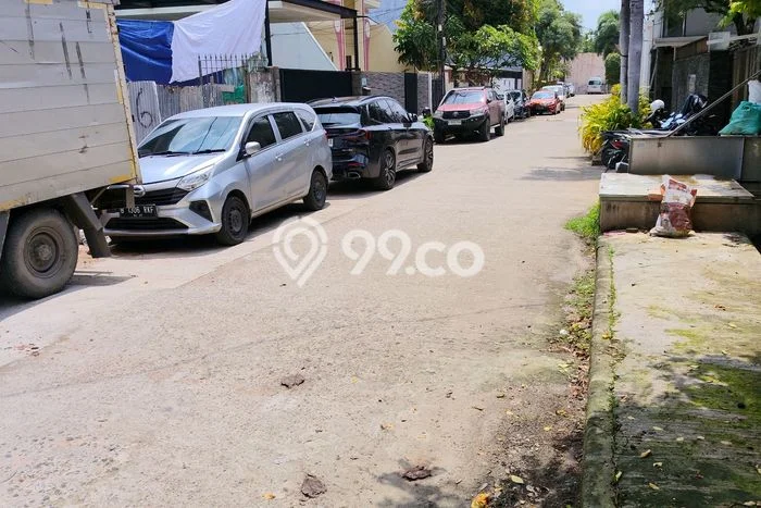 Rumah sewa siap huni 5 Kamar Tidur di Tomang, Jakarta Barat Rumah sewa siap huni 5 Kamar Tidur di Tomang, Jakarta Barat