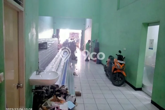 Unit Gudang Disewa Lokasi Cempaka Putih, Jakarta Pusat Spesifikasi Luas Bangunan 650m2 Unit Gudang Disewa Lokasi Cempaka Putih, Jakarta Pusat Spesifikasi Luas Bangunan 650m2