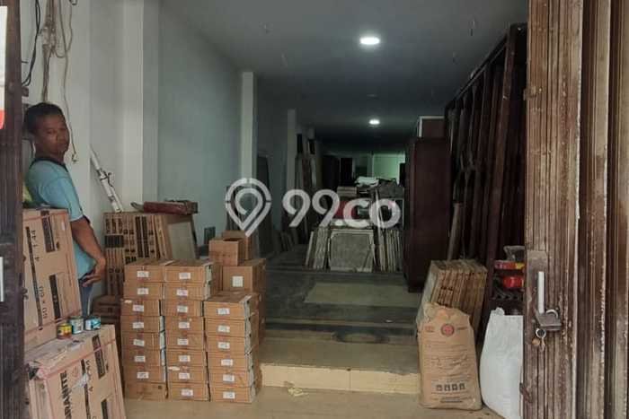 FOR RENT! Ruko di Pinangsia Cocok untuk Bisnis 200m2 FOR RENT! Ruko di Pinangsia Cocok untuk Bisnis 200m2
