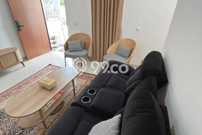 Disewakan! Rumah 3 Kamar Tidur &
2 Kamar Mandi di Tanjung Bunga, Makassar Disewakan! Rumah 3 Kamar Tidur &
2 Kamar Mandi di Tanjung Bunga, Makassar