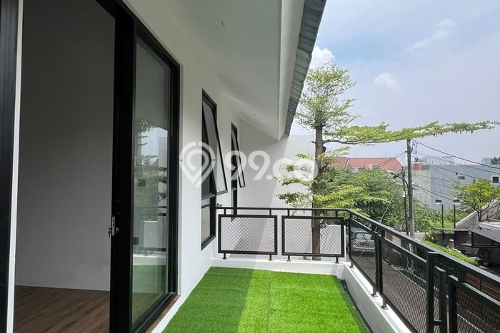 Ready to Use! Premium House LT 160m2 Desain Modern di Ragunan Ready to Use! Premium House LT 160m2 Desain Modern di Ragunan