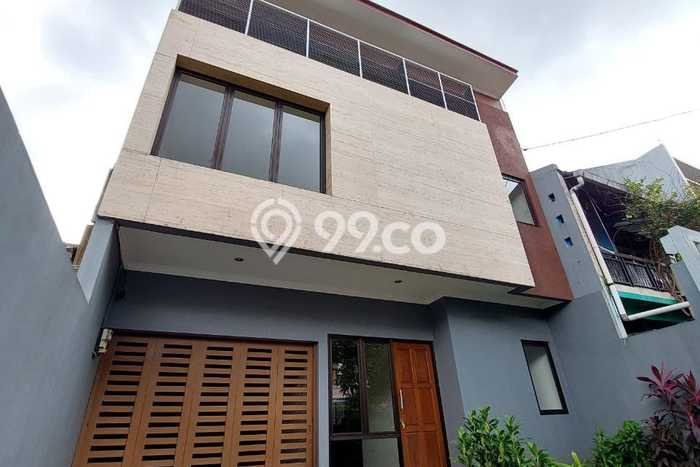 For Sale! Premium House LT 140m2 Desain Elegan di Pondok Indah For Sale! Premium House LT 140m2 Desain Elegan di Pondok Indah