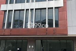FOR RENT! Ruko di Kota Wisata Cocok untuk Bisnis 180m2 FOR RENT! Ruko di Kota Wisata Cocok untuk Bisnis 180m2