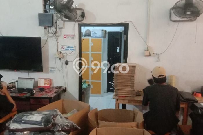 Unit Gudang disewakan di Mauk Tangerang dengan LT 700m2 / LB 700m2 Unit Gudang disewakan di Mauk Tangerang dengan LT 700m2 / LB 700m2