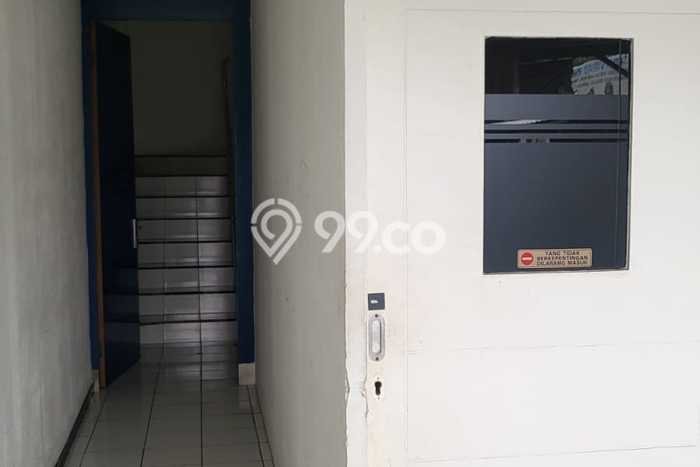 Ruko di Jatiwaringin, Luas 200m², Posisi Jalan Utama Ruko di Jatiwaringin, Luas 200m², Posisi Jalan Utama