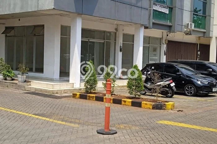 Ruko Dijual di Jakarta Timur LT 150m2 & LB 550m2 Lokasi Terbaik! Ruko Dijual di Jakarta Timur LT 150m2 & LB 550m2 Lokasi Terbaik!