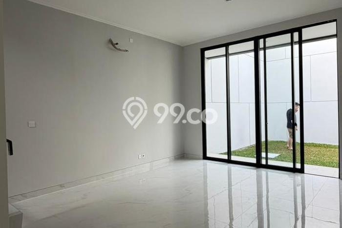 Ready to Use! Luxury House LT 160m2 Desain Elegan di Pantai Indah Kapuk 2 Ready to Use! Luxury House LT 160m2 Desain Elegan di Pantai Indah Kapuk 2