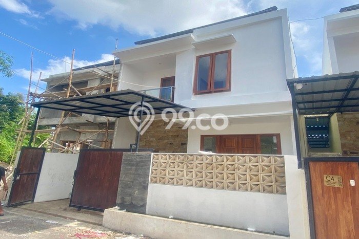 Rumah Strategis dengan 3 Kamar Tidur dan 3 Kamar Mandi di Area , Badung Rumah Strategis dengan 3 Kamar Tidur dan 3 Kamar Mandi di Area , Badung