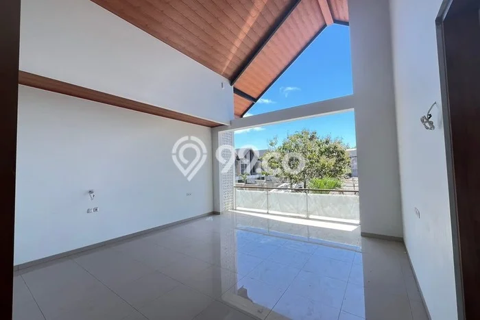 Rumah Elit LB 147m2 Siap Pakai Desain Elegan di Jimbaran, Badung Rumah Elit LB 147m2 Siap Pakai Desain Elegan di Jimbaran, Badung