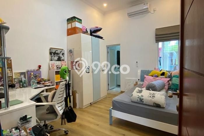 Rumah Mewah LB 250m2 Siap Pakai Desain Elegan di Sunter, Jakarta Utara Rumah Mewah LB 250m2 Siap Pakai Desain Elegan di Sunter, Jakarta Utara