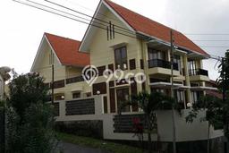 Jual Rumah Mewah Elegan Dengan View Eksklusif di Bukit Sari, Semarang Jual Rumah Mewah Elegan Dengan View Eksklusif di Bukit Sari, Semarang