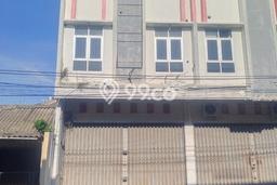 Ruko 2 Lantai Di Tengah Kota, Bagus, Siap Pakai, Strategis Ruko 2 Lantai Di Tengah Kota, Bagus, Siap Pakai, Strategis