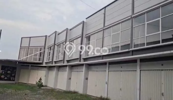 Disewakan Ruko di Ungaran Barat Semarang LT 60m2, LB 80m2 Disewakan Ruko di Ungaran Barat Semarang LT 60m2, LB 80m2