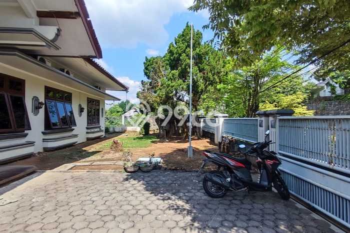 Siap Huni Hunian Elit 4 Kamar di Candisari Dekat ke Mana Pun Siap Huni Hunian Elit 4 Kamar di Candisari Dekat ke Mana Pun