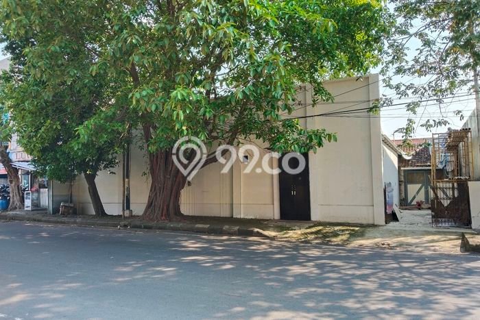 Area Strategis! Disewakan Komersial Lokasi Semarang Selatan, Semarang Cocok untuk Bisnis Area Strategis! Disewakan Komersial Lokasi Semarang Selatan, Semarang Cocok untuk Bisnis