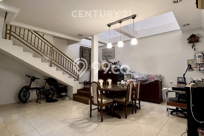 Rumah Luxury Modern Siap Huni di Pulomas Jakarta Timur Rumah Luxury Modern Siap Huni di Pulomas Jakarta Timur