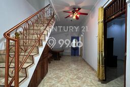 EXCLUSIVE HOME! Rumah di Johar Baru, 2 KM, Design Modern, Luas 75m2m² LB 140m2m² EXCLUSIVE HOME! Rumah di Johar Baru, 2 KM, Design Modern, Luas 75m2m² LB 140m2m²