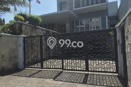 Dijual Rumah Luas Megah Dengan View Cantik di Raffles Hills, Jakarta Timur Dijual Rumah Luas Megah Dengan View Cantik di Raffles Hills, Jakarta Timur