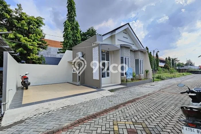 Rumah Modern Cantik 2 KT Siap Huni di Pedurungan Rumah Modern Cantik 2 KT Siap Huni di Pedurungan