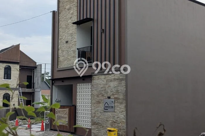 Dijual Rumah 12 Kamar Lokasi Ideal Nyaman dan Strategis di Tembalang Dijual Rumah 12 Kamar Lokasi Ideal Nyaman dan Strategis di Tembalang
