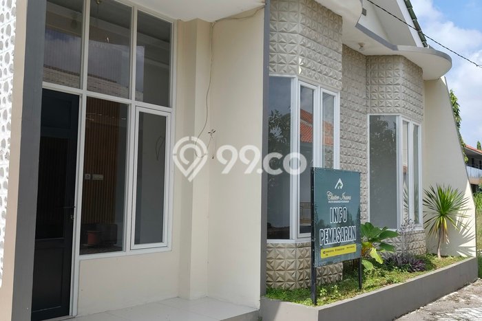 Jual Rumah Siap Huni di Pedurungan Semarang Harga Rp 500 Juta LT 80m2 Jual Rumah Siap Huni di Pedurungan Semarang Harga Rp 500 Juta LT 80m2