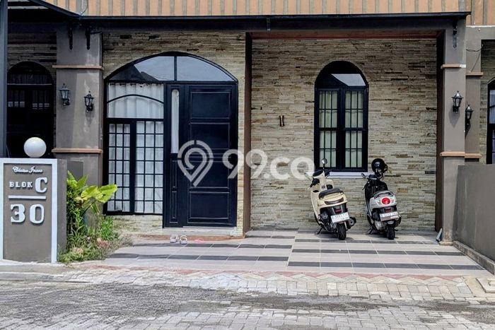 Rumah Modern Cantik 2 Kamar Bisa Langsung Pindah di Tembalang Rumah Modern Cantik 2 Kamar Bisa Langsung Pindah di Tembalang
