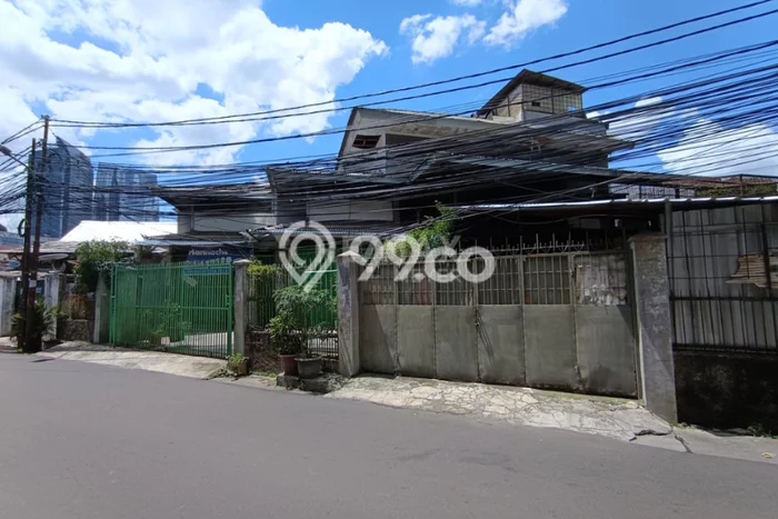 Rumah Kost untuk Dijual di Karet Punya 40 Kamar Rumah Kost untuk Dijual di Karet Punya 40 Kamar