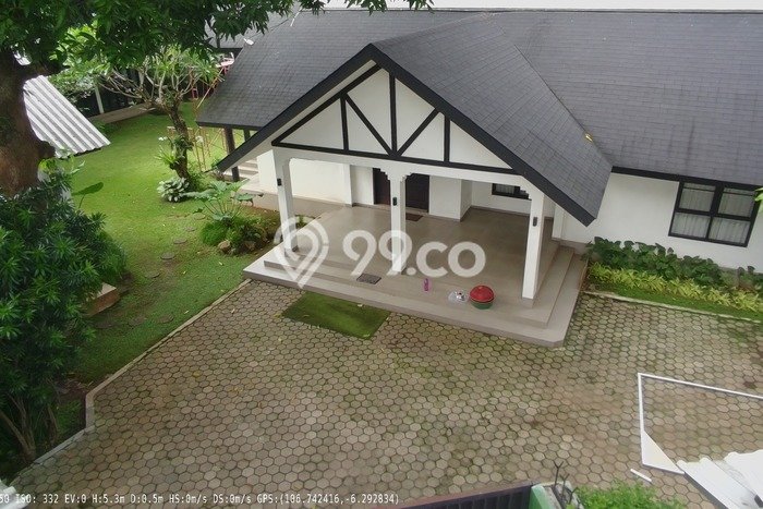 Dijual Rumah Luas Elegan Dengan View Cantik di Pondok Ranji, Tangerang Dijual Rumah Luas Elegan Dengan View Cantik di Pondok Ranji, Tangerang