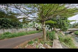 Tanah Dijual di Tangerang Seluas 342m2 Strategis Tanah Dijual di Tangerang Seluas 342m2 Strategis