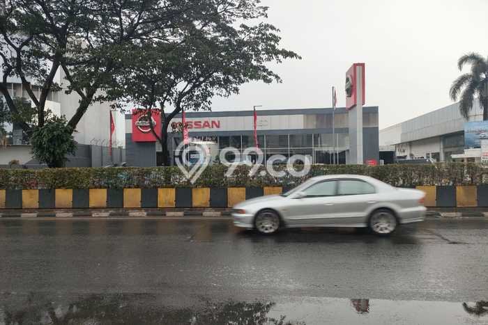Unit Komersial Dijual di BSD Tangerang Selatan 2m2 Unit Komersial Dijual di BSD Tangerang Selatan 2m2