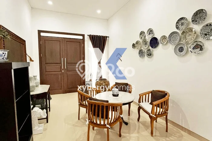 Ready to Use! Luxury House LT 487m2 Desain Modern di Ciwaruga Ready to Use! Luxury House LT 487m2 Desain Modern di Ciwaruga