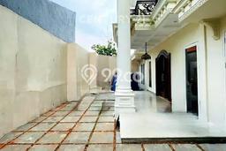 Ready to Use! Luxury House LT 320m2 Desain Modern di Kemang Ready to Use! Luxury House LT 320m2 Desain Modern di Kemang