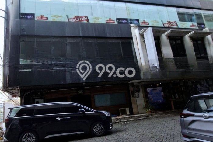 Ruko Lokasi Komersial Kawasan Kebayoran Baru, Luas 300m², Jalur Strategis Ruko Lokasi Komersial Kawasan Kebayoran Baru, Luas 300m², Jalur Strategis