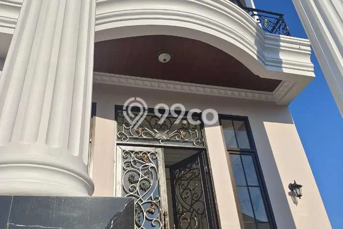 Hunian Mewah LB 300m2 Siap Huni Desain Elegan di Sombaopu, Makassar Hunian Mewah LB 300m2 Siap Huni Desain Elegan di Sombaopu, Makassar