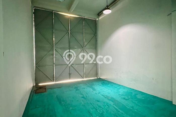 Untuk Dijual! Gudang di Pantai Indah Kapuk Jakarta Utara LT 180m2 / LB 250m2 Kawasan Strategis Untuk Dijual! Gudang di Pantai Indah Kapuk Jakarta Utara LT 180m2 / LB 250m2 Kawasan Strategis