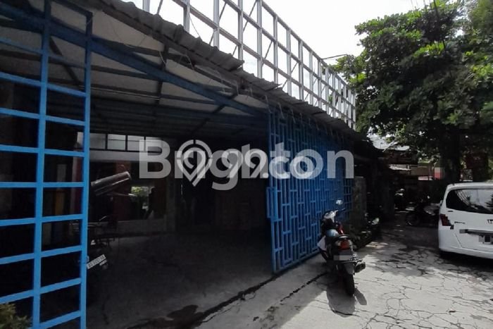 Dijual Murah Rumah dengan 5 Kamar Tidur dan 5 Kamar Mandi di Area Laweyan, Surakarta Dijual Murah Rumah dengan 5 Kamar Tidur dan 5 Kamar Mandi di Area Laweyan, Surakarta