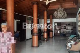 Disewakan Rumah Konsep Modern di Colomadu Karanganyar dengan 5 KT Disewakan Rumah Konsep Modern di Colomadu Karanganyar dengan 5 KT