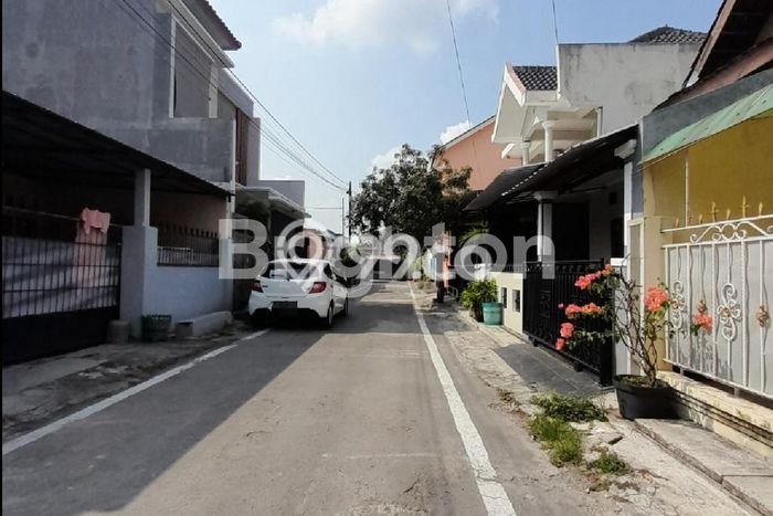 Rumah 2 KT 1 KM Luas Tanah 105m², LB 105m² di Gentan, Sukoharjo Rumah 2 KT 1 KM Luas Tanah 105m², LB 105m² di Gentan, Sukoharjo