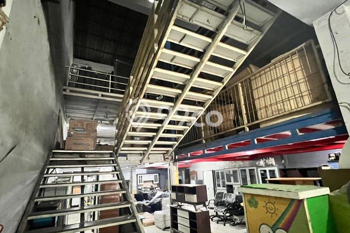 Ruko Premium di Cikarang, Luas 480m², Lokasi Mainroad Ruko Premium di Cikarang, Luas 480m², Lokasi Mainroad