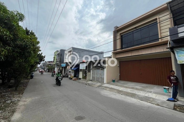 Ruko Dijual di Prime Area Tangerang Luas 170m2 Ruko Dijual di Prime Area Tangerang Luas 170m2