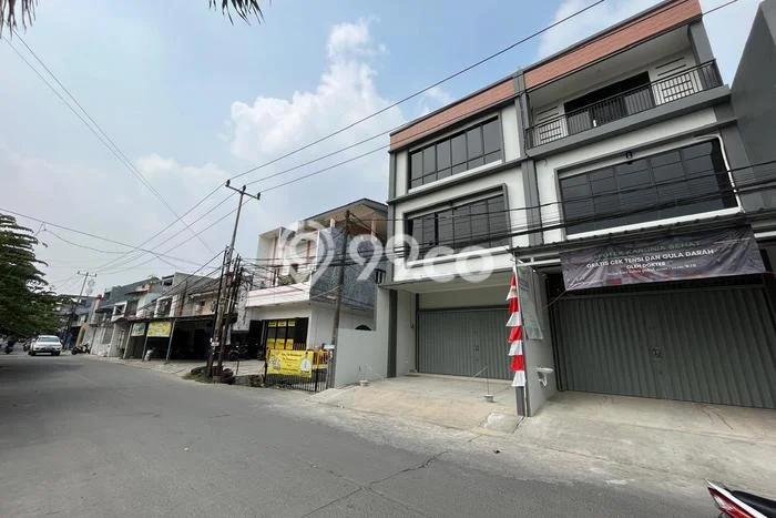 Ruko Bagus Dijual di Poris Tangerang Lokasi Strategis Cocok untuk Kembangkan Bisnis Ruko Bagus Dijual di Poris Tangerang Lokasi Strategis Cocok untuk Kembangkan Bisnis