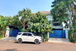Hunian Mewah LB 1000m2 Siap Huni Desain Elegan di Semanan, Jakarta Barat Hunian Mewah LB 1000m2 Siap Huni Desain Elegan di Semanan, Jakarta Barat