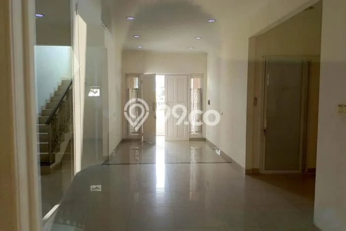 Hunian Mewah LB 175m2 Siap Huni Desain Elegan di Kalideres, Jakarta Barat Hunian Mewah LB 175m2 Siap Huni Desain Elegan di Kalideres, Jakarta Barat