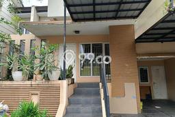 For Sale Rumah 4 Kamar Lokasi Ideal Nyaman dan Strategis di Ciputat For Sale Rumah 4 Kamar Lokasi Ideal Nyaman dan Strategis di Ciputat