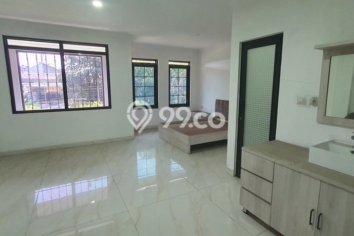 Unit Ruko Dijual di Astanaanyar Bandung Luas Bangunan 228m2 Unit Ruko Dijual di Astanaanyar Bandung Luas Bangunan 228m2