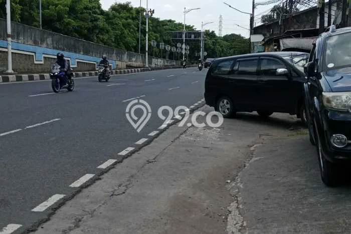 Komersial Bagus Dijual LB 253m2 Lokasi Strategis Jakarta Timur Area Cocok untuk Bisnis Komersial Bagus Dijual LB 253m2 Lokasi Strategis Jakarta Timur Area Cocok untuk Bisnis