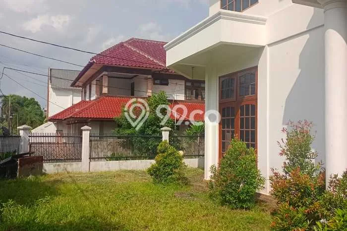 Siap Huni Hunian Elit 6 Kamar di Cibubur Dekat ke Mana Saja Siap Huni Hunian Elit 6 Kamar di Cibubur Dekat ke Mana Saja